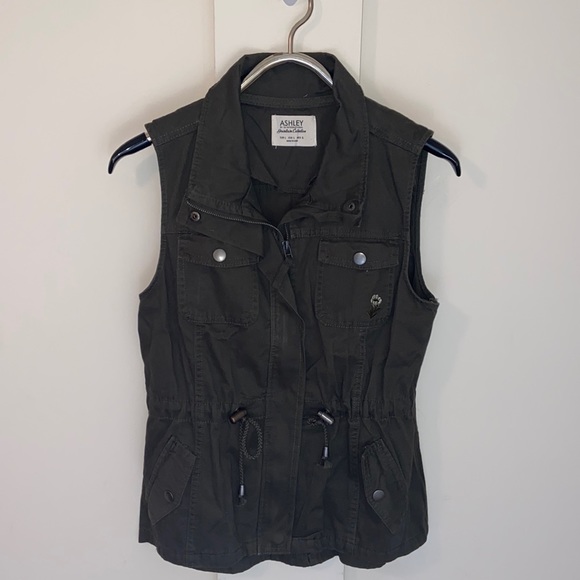 Ashley by 26 International Downtown Army Green Floral Embroidered Vest - Picture 1 of 6